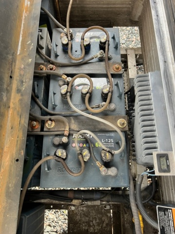 1426884-13 Electric transport vehicle Club Car Carryall 500