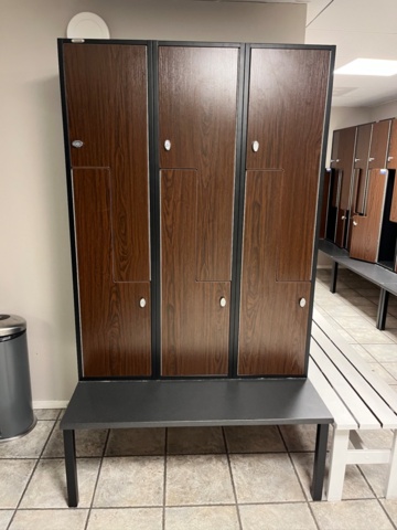 1351380-3 Omklädningsskåp - Lokker