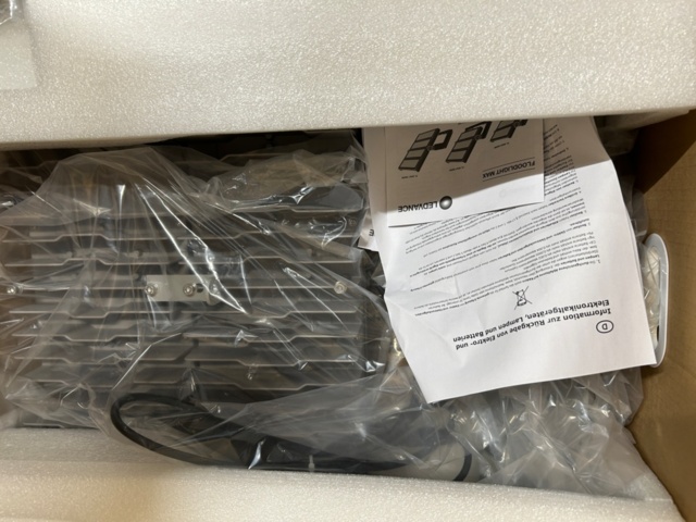 1356816-10 LED-strålkastare 2 st - Ledvance Floodlight