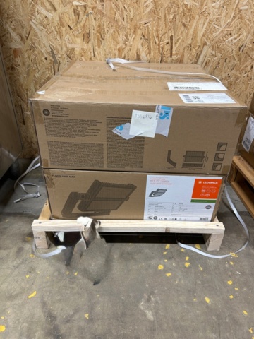 1356816-11 LED-strålkastare 2 st - Ledvance Floodlight