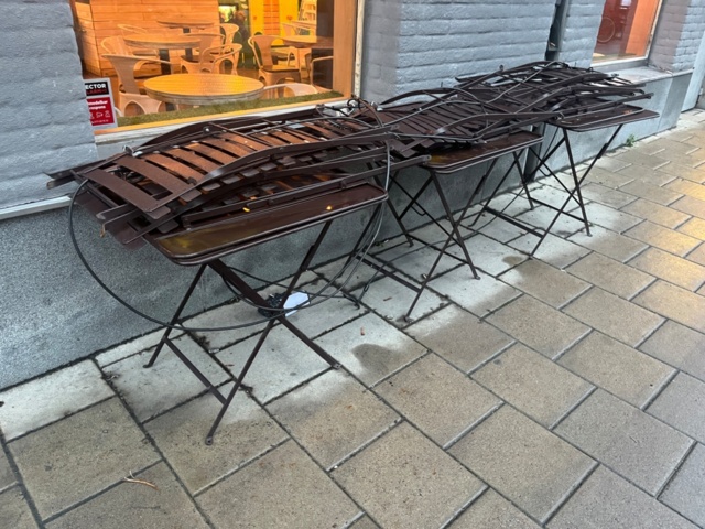 1462391-14 Restaurant furniture, serving counter, play area, outdoor furniture