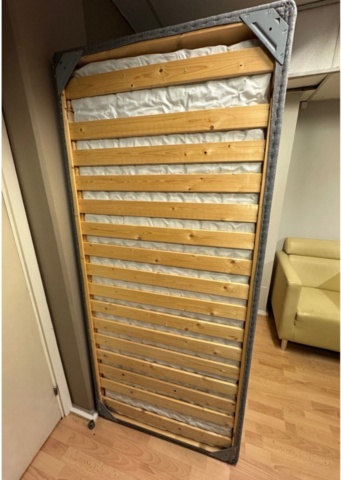 1462439-2 Enkelsäng Jensen 100 cm bred