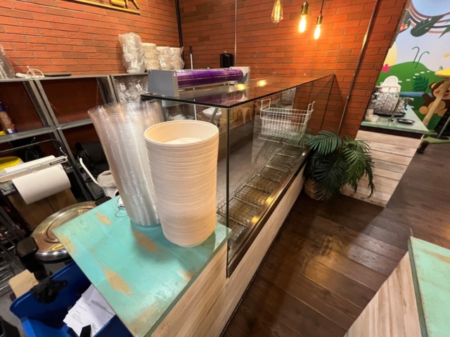 1462394-5 Displaydisk med glasfront