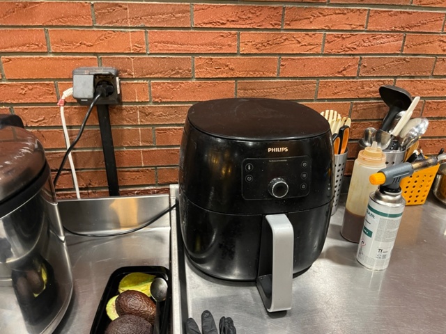 1462395-11 Diverse restaurangmaskiner och tillbehör