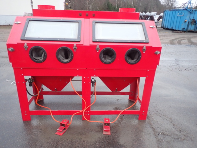 1462440-2 Dubbelt blästerskåp