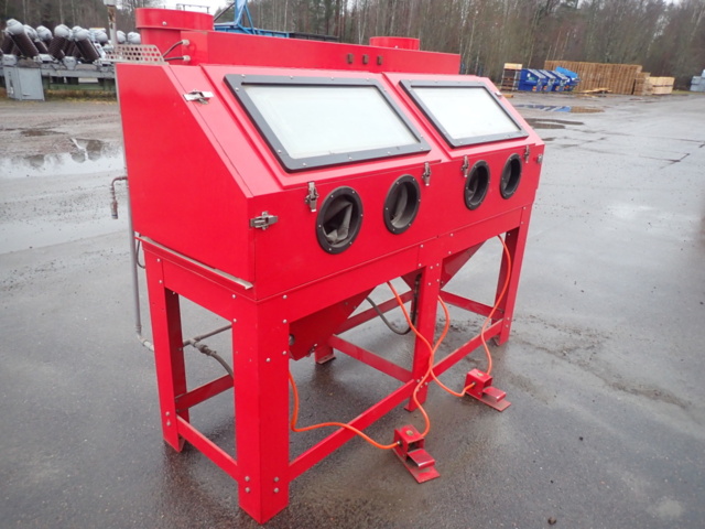 1462440-3 Dubbelt blästerskåp