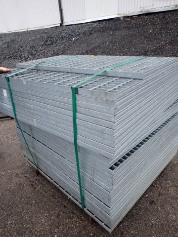 1462446-1 10 st galvade gallerdurkar