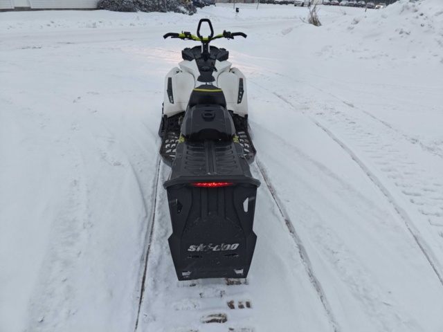 1462390-6 Ski-Doo Freeride 146, 850 E-tec 156hk, 2018 Endast 201 mil!