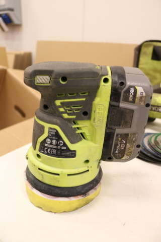 1416736-10 Ryobi One + paket med 7 maskiner