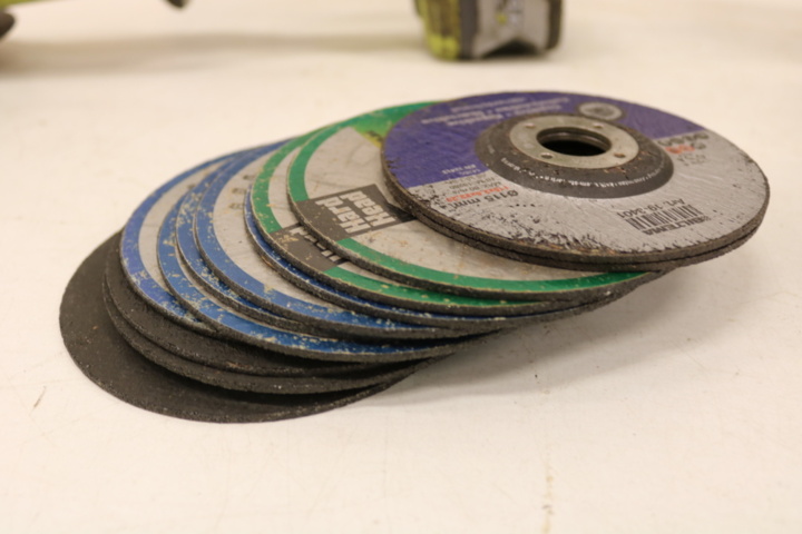 1416736-14 Ryobi One + paket med 7 maskiner