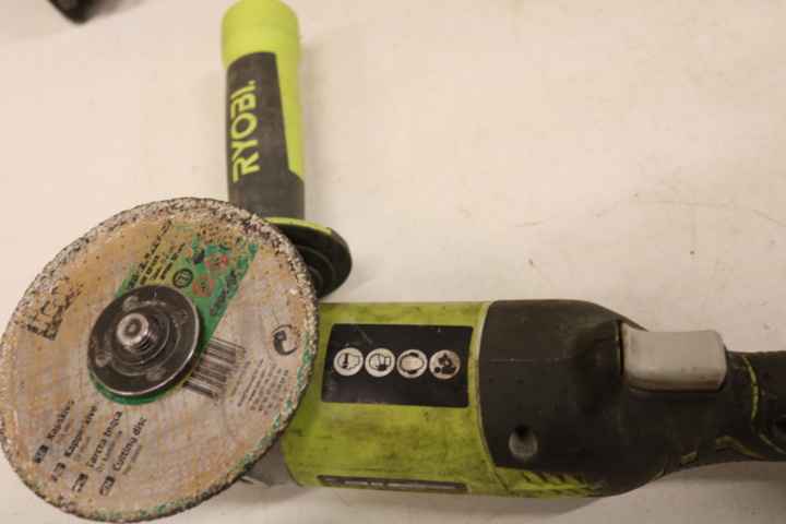 1416736-21 Ryobi One + paket med 7 maskiner