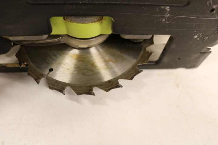 1416736-25 Ryobi One + paket med 7 maskiner