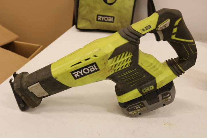 1416736-28 Ryobi One + paket med 7 maskiner