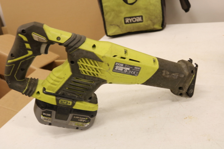 1416736-29 Ryobi One + paket med 7 maskiner