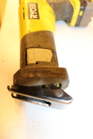 1416736-32 Ryobi One + paket med 7 maskiner