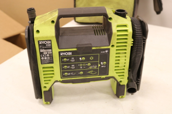 1416736-33 Ryobi One + paket med 7 maskiner