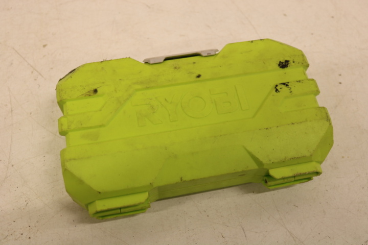 1416736-42 Ryobi One + paket med 7 maskiner