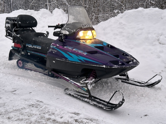 992773-1 Snöskoter Polaris Indy Ulta Touring -1997