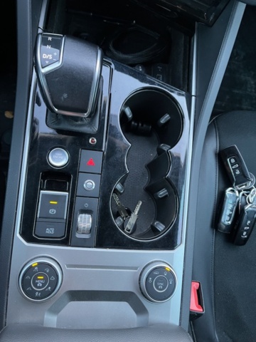 1462406-33 Volkswagen Touareg 3.0 V6 TDi 2020 Reparationsobjekt