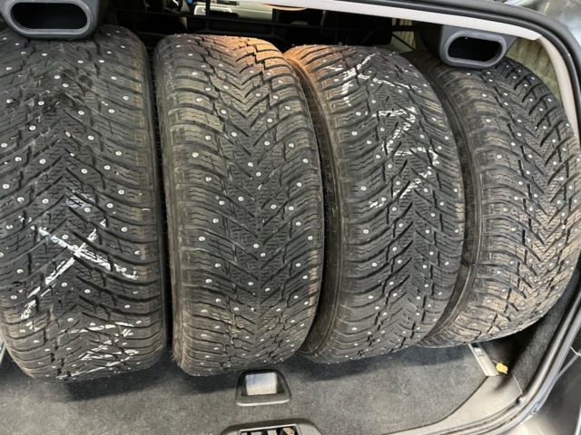 1462408-17 Volvo V70 T4F Powershift 2012 Repair item