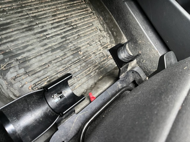 1462408-27 Volvo V70 T4F Powershift 2012 Repair item