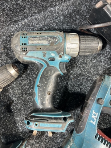 1431605-8 Tool kit - Makita