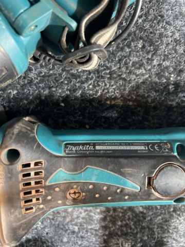 1431605-13 Tool kit - Makita