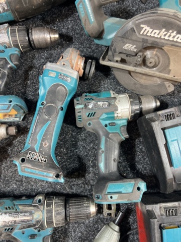 1431606-17 Verktygspaket - Makita