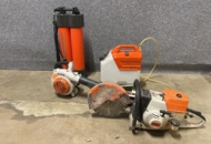 1431608 Kapmaskin, lövblås, och vattentankar 2 st