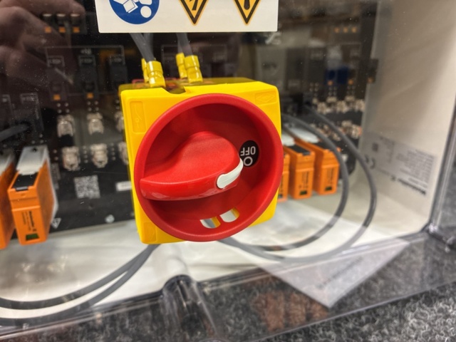 1462957-4 Junction box Weidmüller PVN DC 3IF 3O 2MPP SW SPD1R CG 10