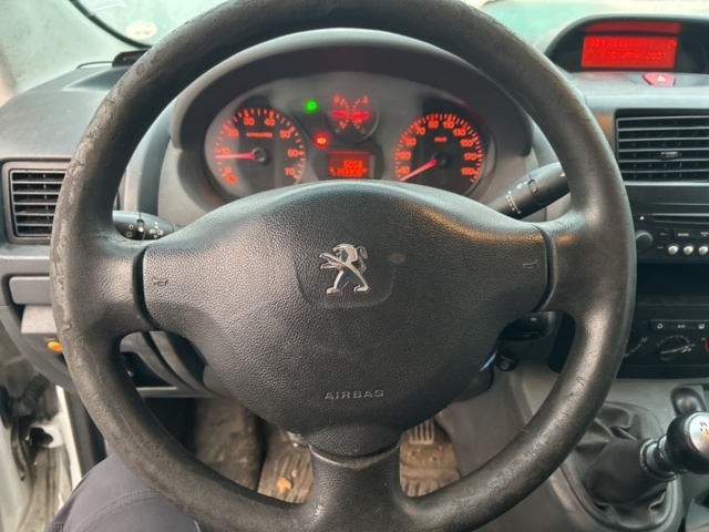 1454785-11 Peugeot Expert Panel Van 1.2t 2.0 HDi Manual, 128hp, -2013