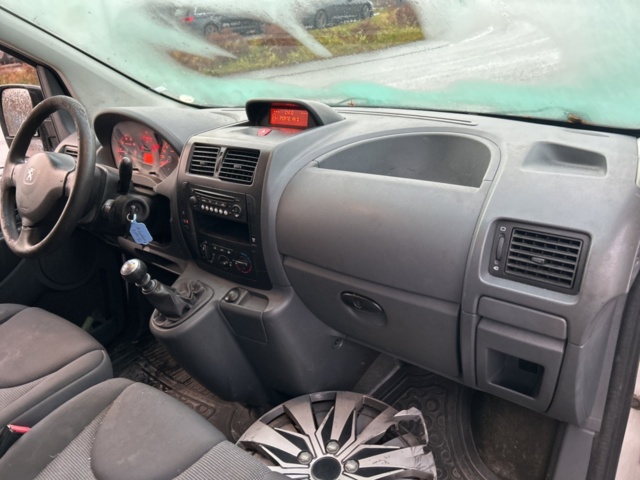 1454785-20 Peugeot Expert Panel Van 1.2t 2.0 HDi Manual, 128hp, -2013