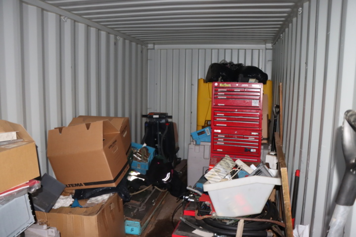 1295800-14 Container 20 fot med innehåll