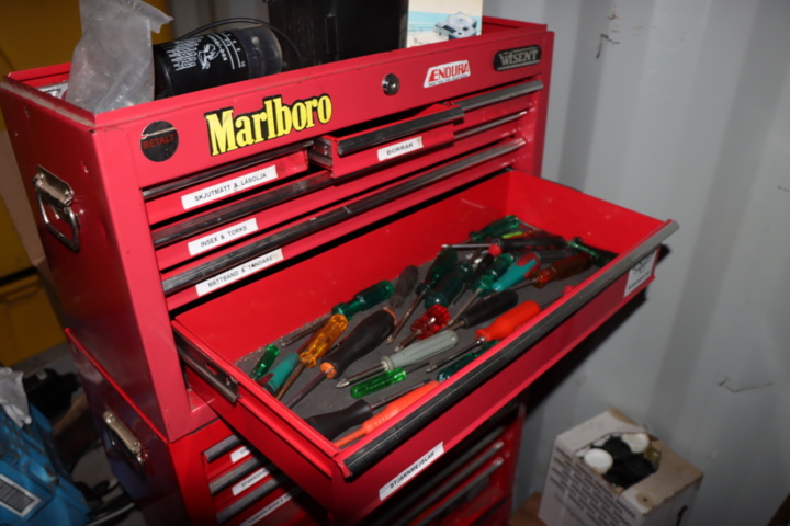 1295800-35 Container 20 fot med innehåll