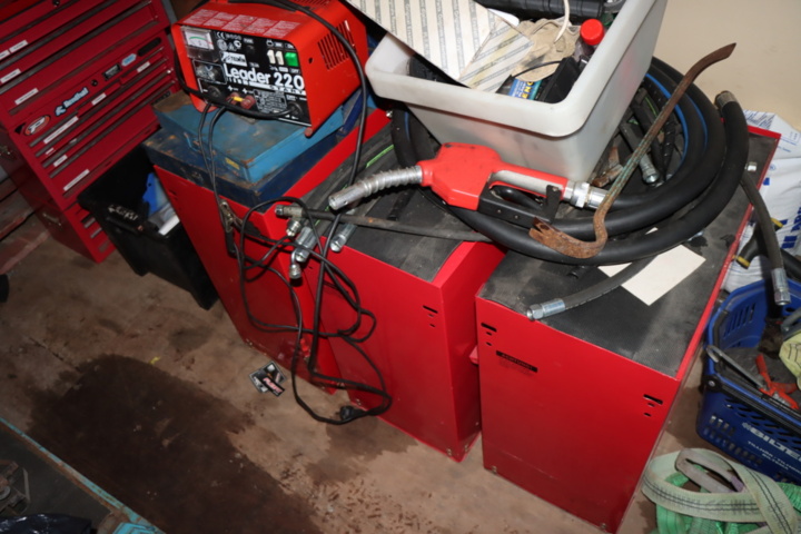 1295800-39 Container 20 fot med innehåll