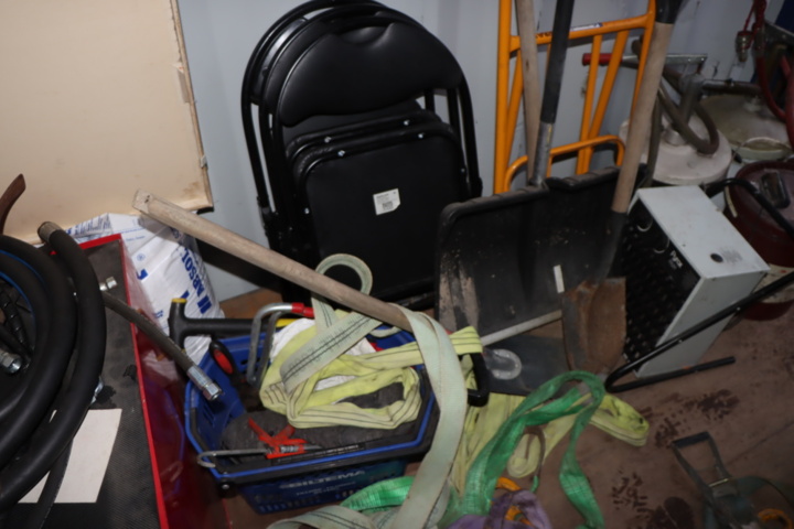 1295800-40 Container 20 fot med innehåll