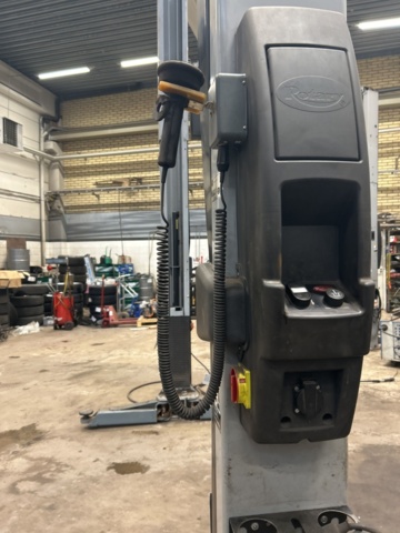 1430089-8 Tvåpelarlyft Rotary Lift 4500kg