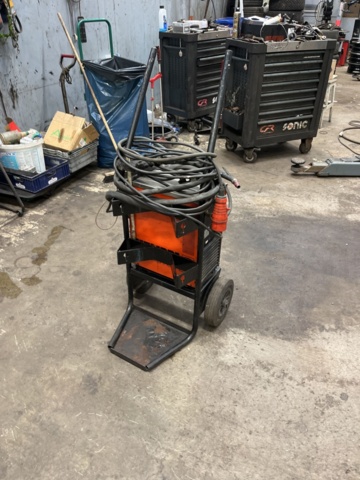 1430092-1 Svets Kempi MTLG MP2400