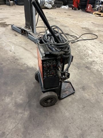 1430092-7 Svets Kempi MTLG MP2400