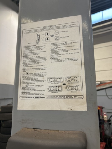 1430093-5 Tvåpelarlyft Rotary Lift 4500kg