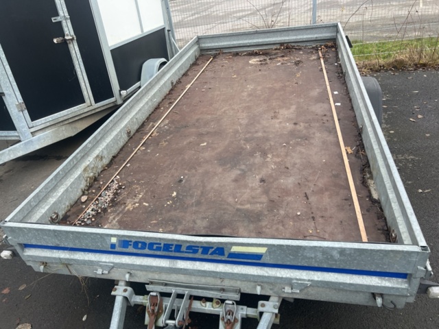 1351378-11 Släpvagn - Thule ZS1000 -2011