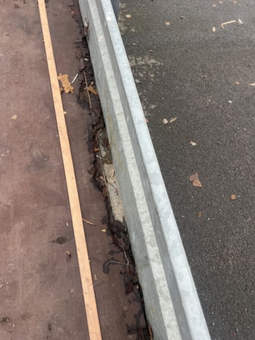 1351378-12 Släpvagn - Thule ZS1000 -2011