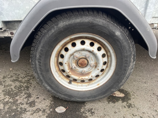 1351378-13 Släpvagn - Thule ZS1000 -2011