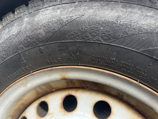 1351378-14 Släpvagn - Thule ZS1000 -2011