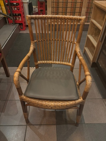 1463545-1 Caféstolar / Bistrostolar – 6 st – med dynor