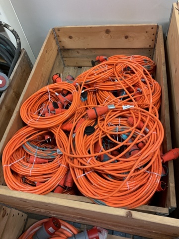 1406997-1 Lot with 1-phase cable IP44 NEW