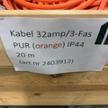 1406998-6 Lot with 3-phase cable 32A