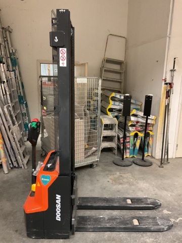 1407054-16 High-rise building DOSAN -2023