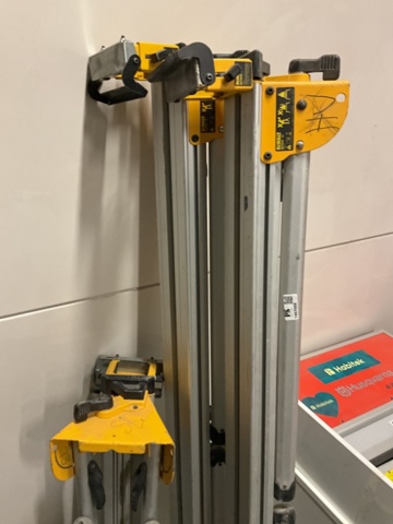 1407068-3 Stativ 3 st - DeWalt