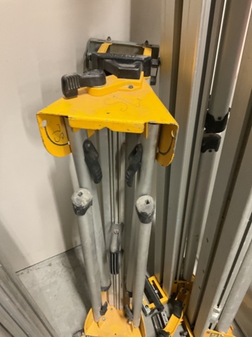 1407068-4 Stativ 3 st - DeWalt